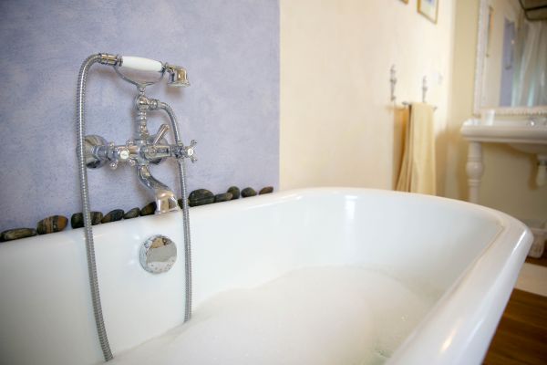 Richmond Bathtub Refinishing